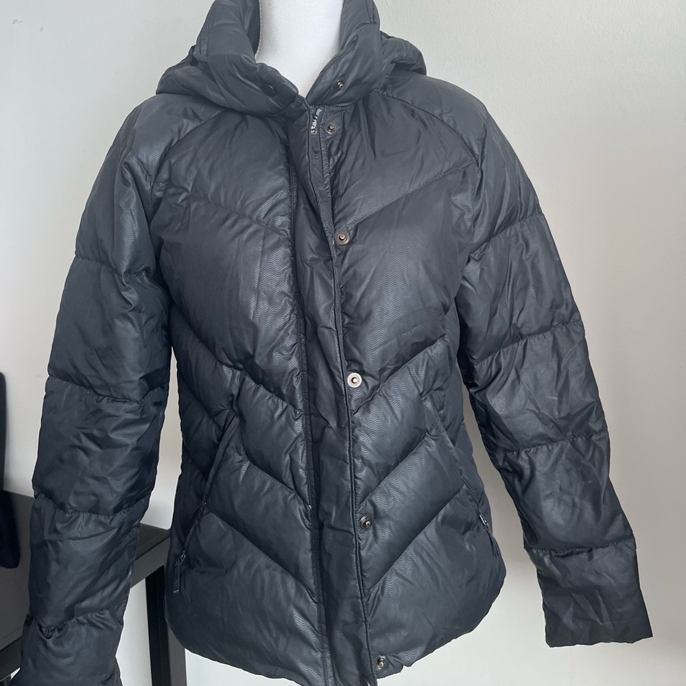 Nike Women’s Down Puffer Jacket wirh Hood warm